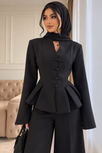 أسود