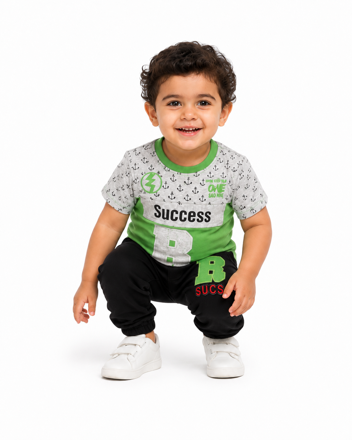 طقم أولادي أخضر وأسود بطبعة Success – صورة 5