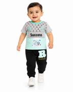 طقم أولادي رمادي وأسود بطبعة Success – صورة 2
