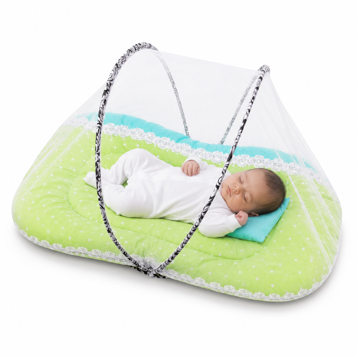 سرير مواليد محمول أخضر فاتح مع وسادة