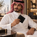 أسود