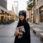 أسود