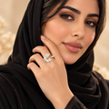 أبيض