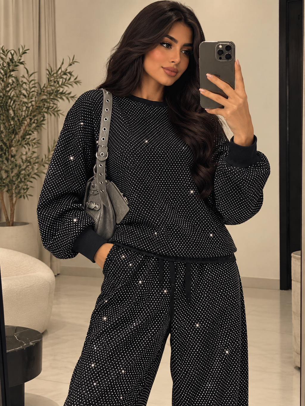 أسود