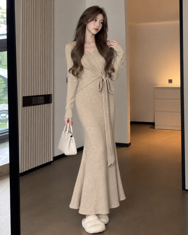 فستان نسائي بقطعتين، سترة بياقة V مع تنورة متوسطة بتصميم أنيق وعصري