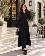 أسود مبطن بالقطيفة