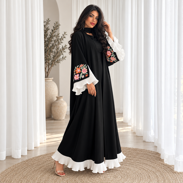 عباية نسائم الليل السوداء بالتطريز الراقي والأكمام الخفاشية