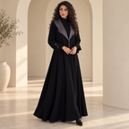 أسود