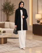 أسود