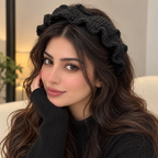 أسود