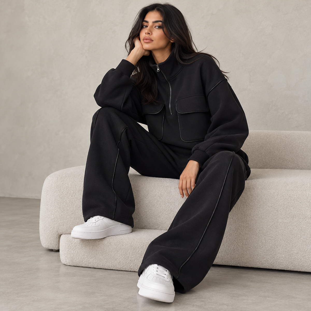 أسود