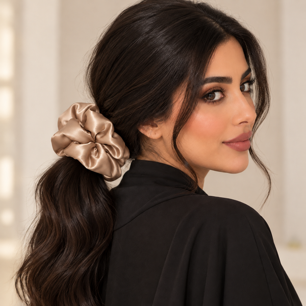 ربطة شعر واسعة من الساتان بتصميم فرنسي أنيق وعصري للنوم وتصفيف الشعر