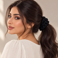 أسود