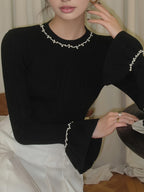 أسود