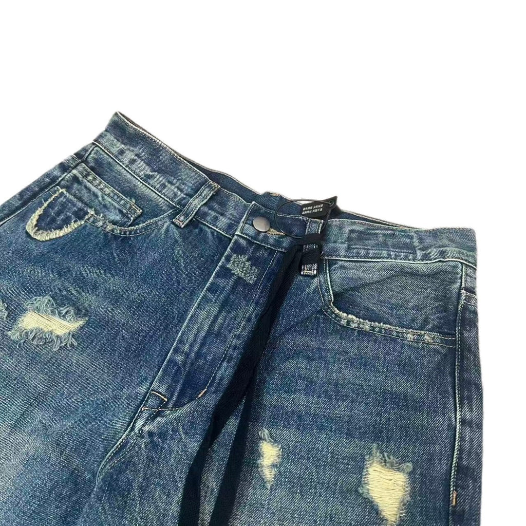 أزرق