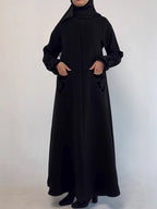 أسود
