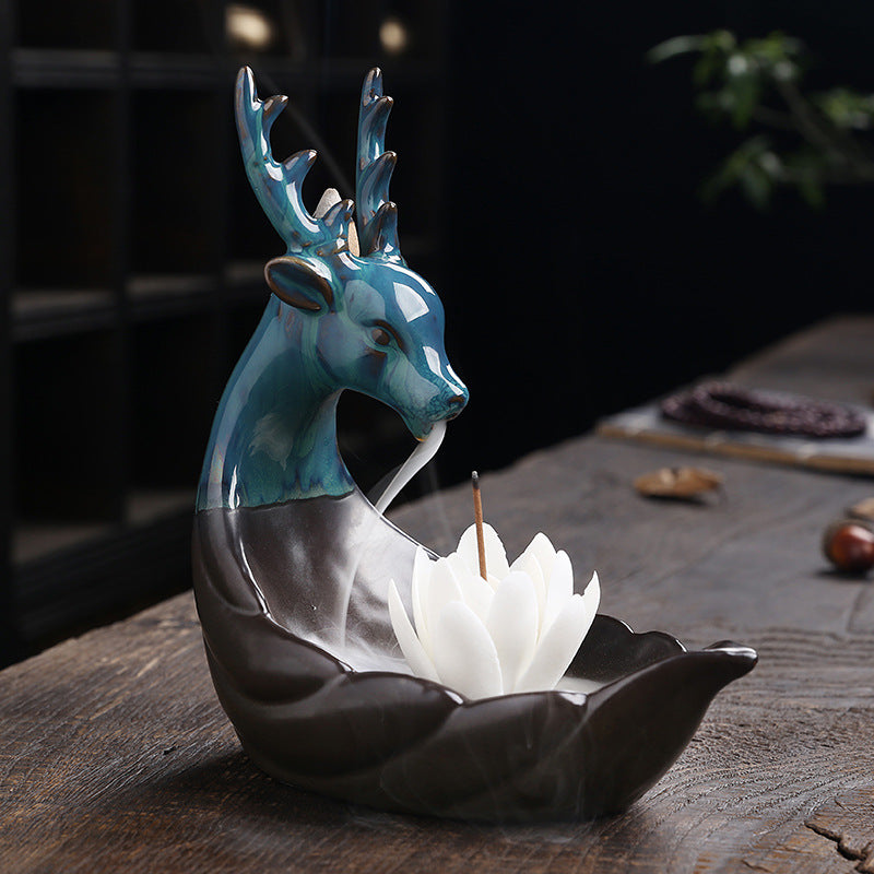 كحلي -ابيض