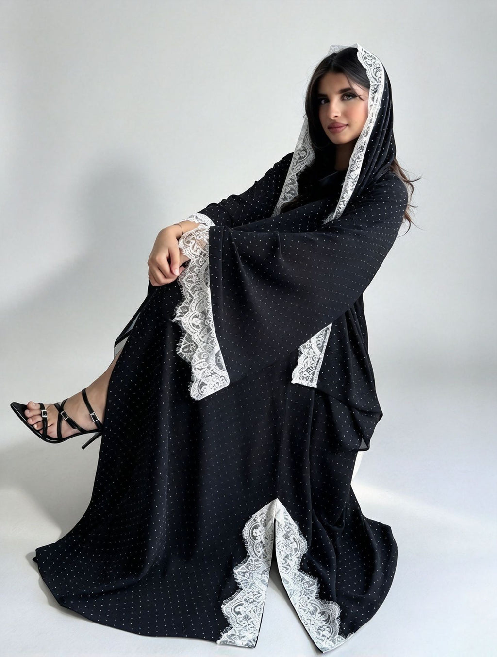 أسود
