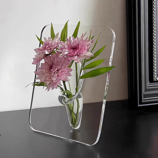 فازة أكريليك بتصميم إطار صورة