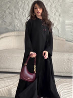 أسود