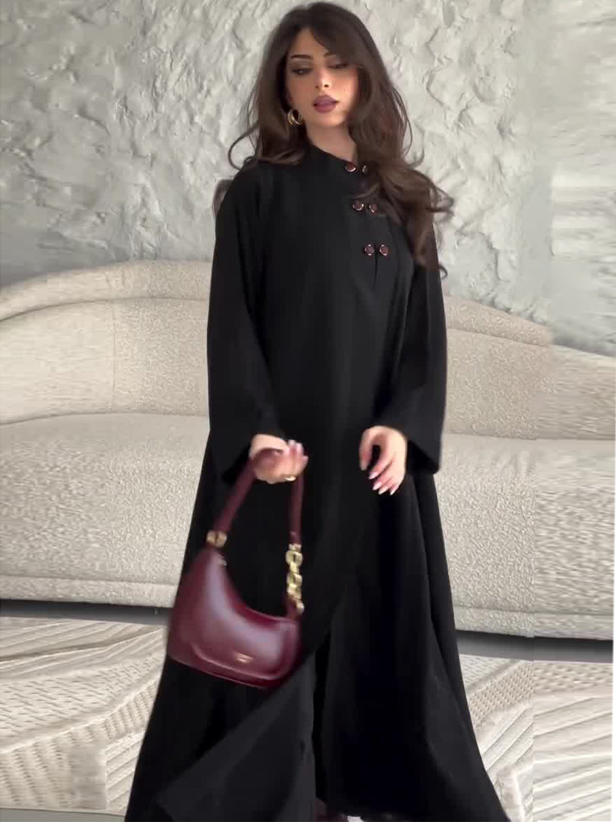 أسود