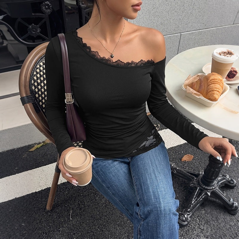 أسود
