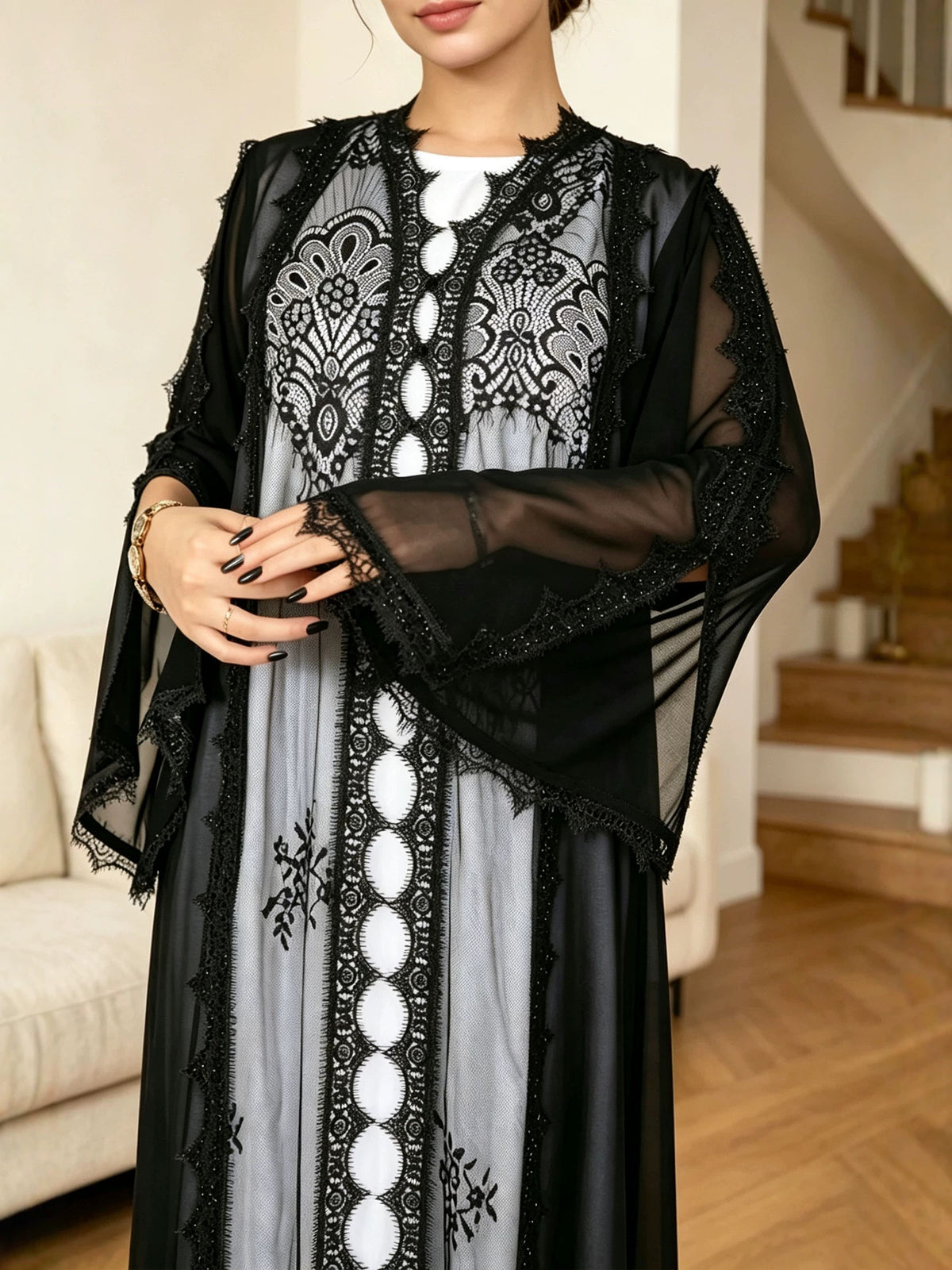 أسود