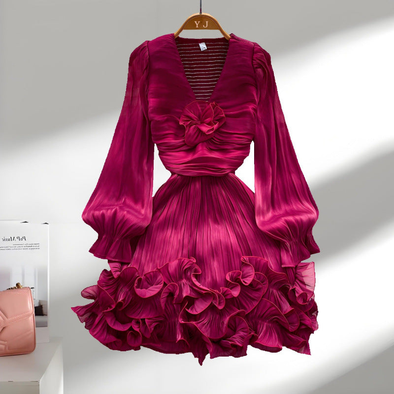 أحمر