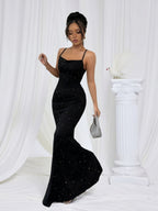 أسود