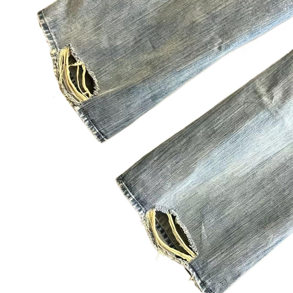 أزرق