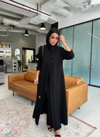 أسود