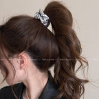 رمادي