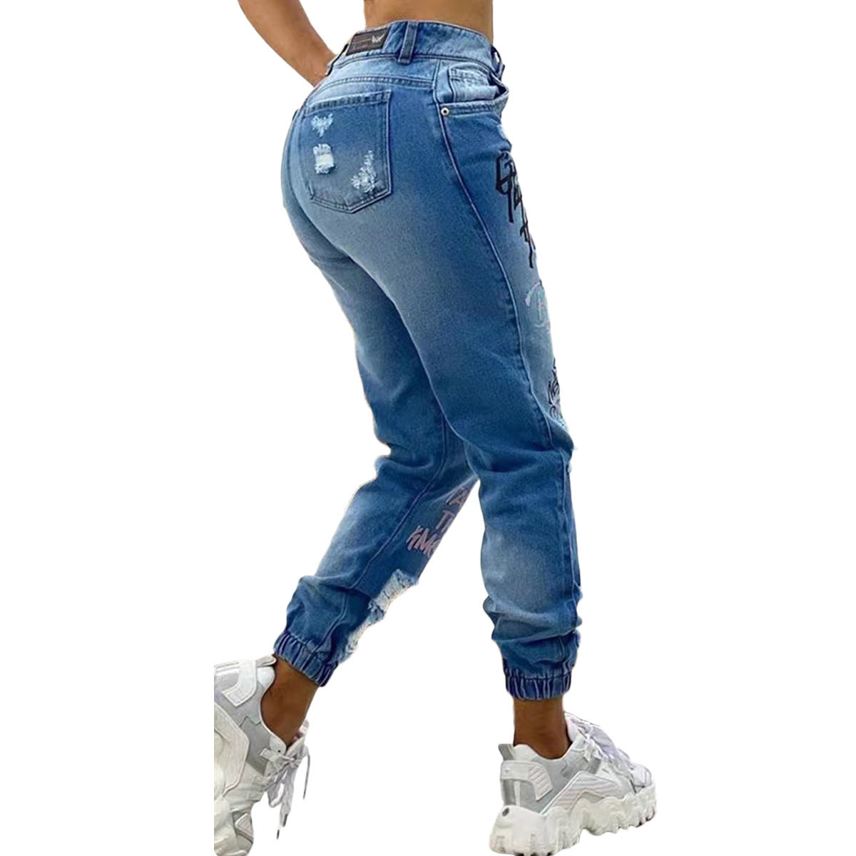 أزرق