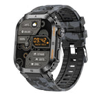أسود بسوار فولاذي (Metal Strap)