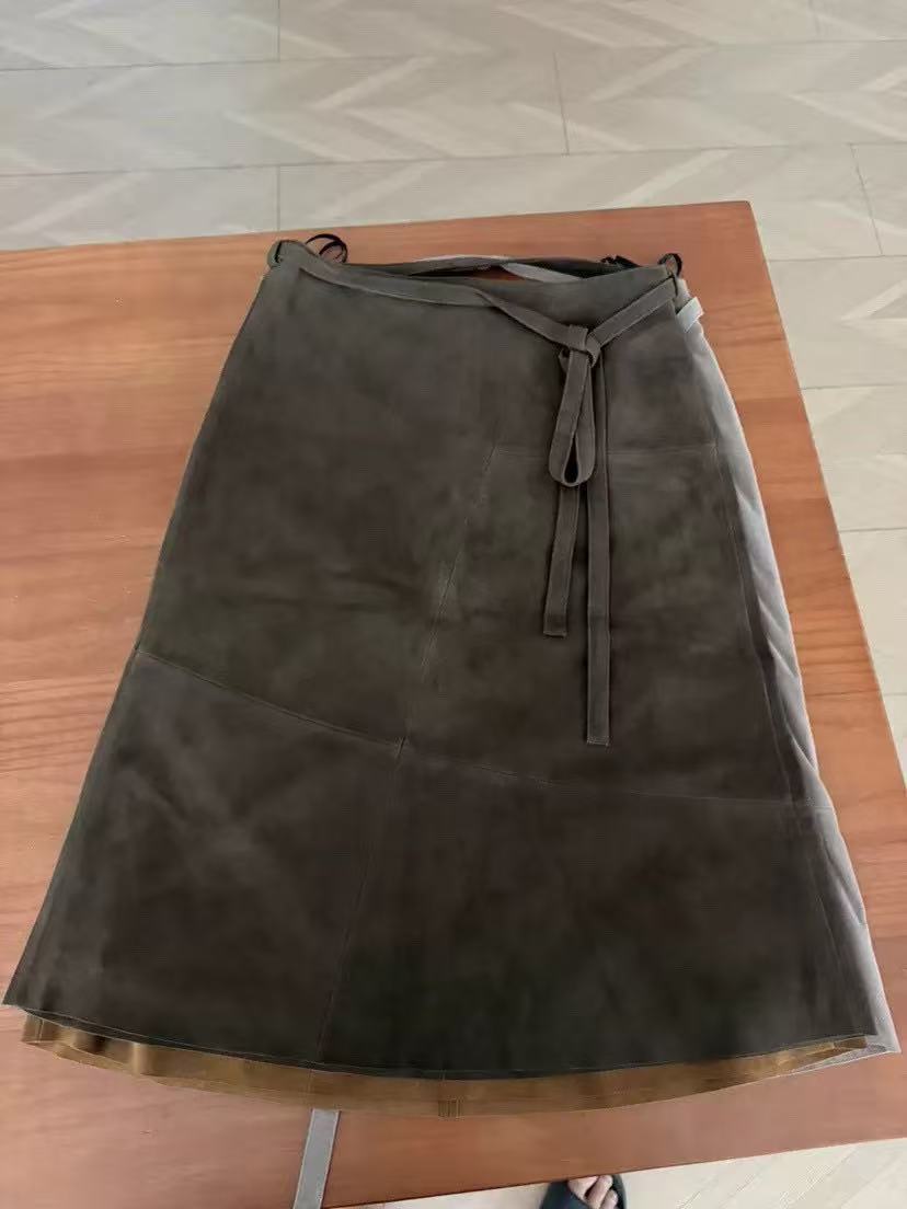 بني كستنائي