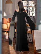 أسود