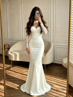 أبيض