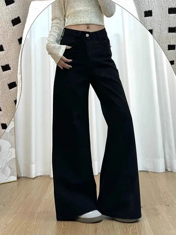 أسود