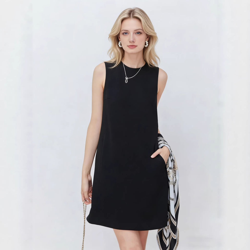 أسود