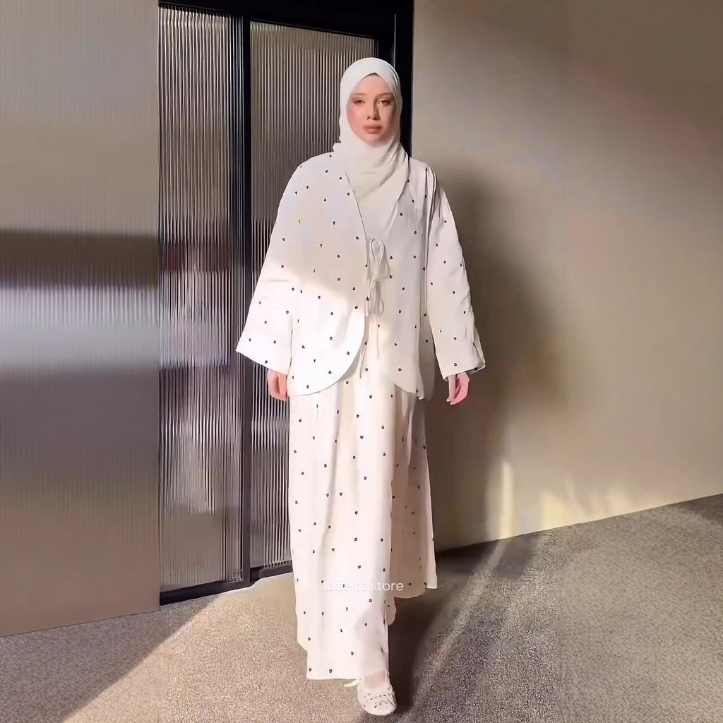 أبيض