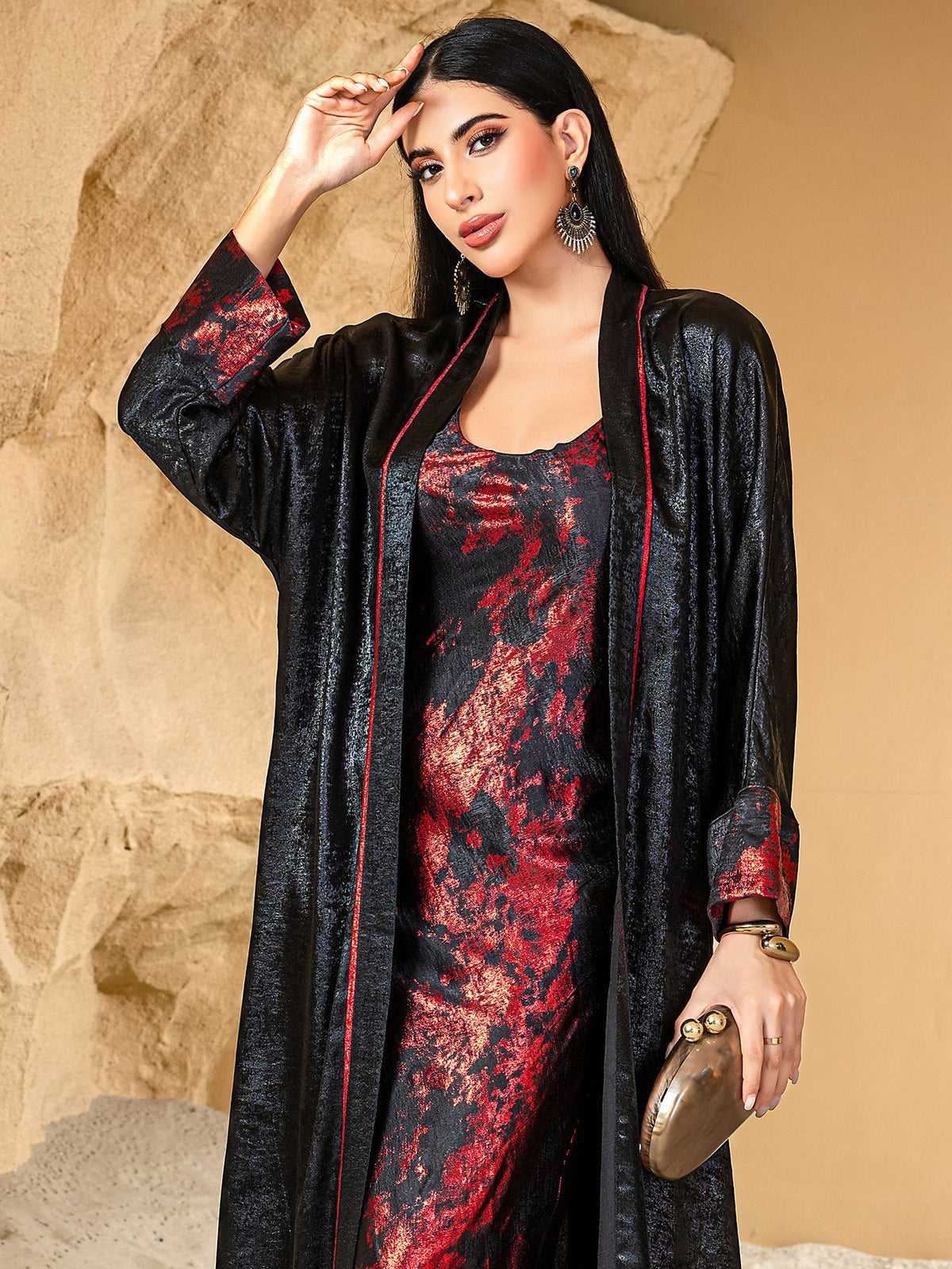 أسود وأحمر