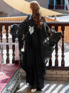 أسود
