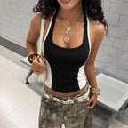 أسود