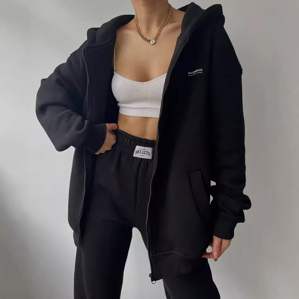 أسود