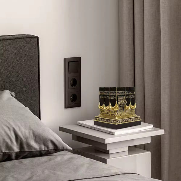 مجسم ديكوري من الريزن بتصميم تراثي أنيق
