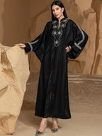 أسود