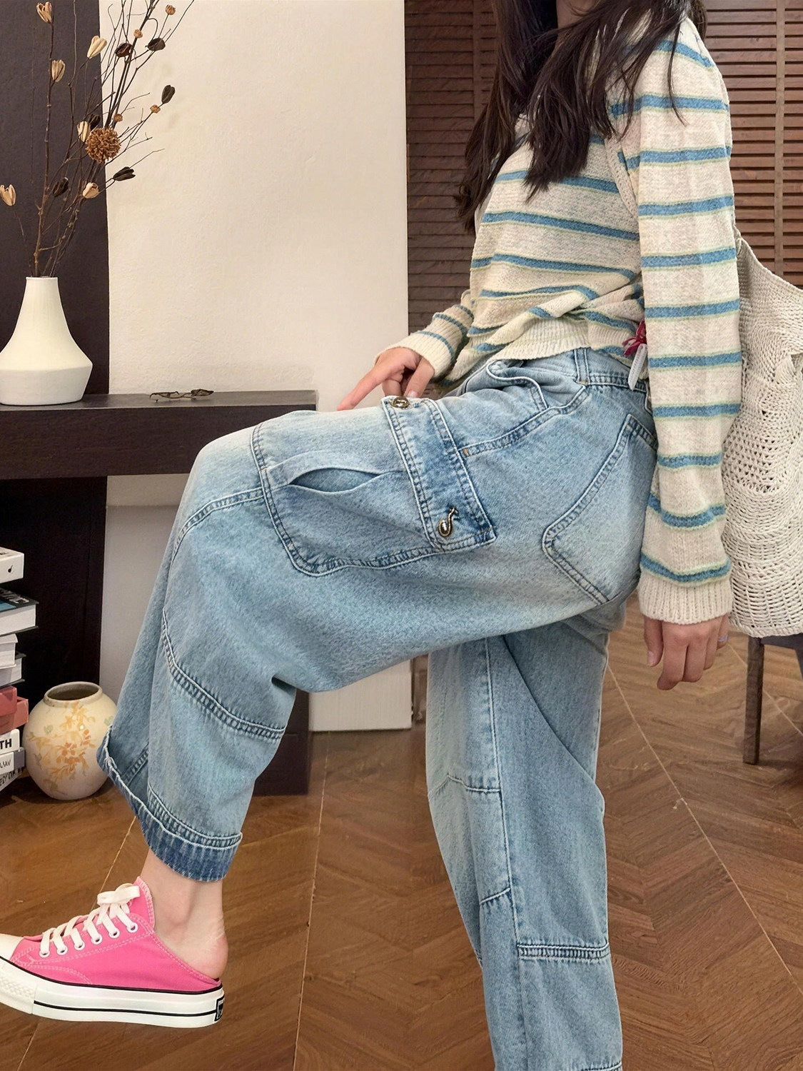 أزرق
