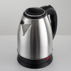أسود