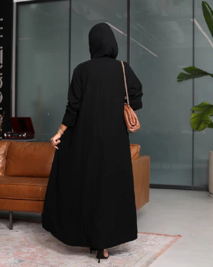 أسود