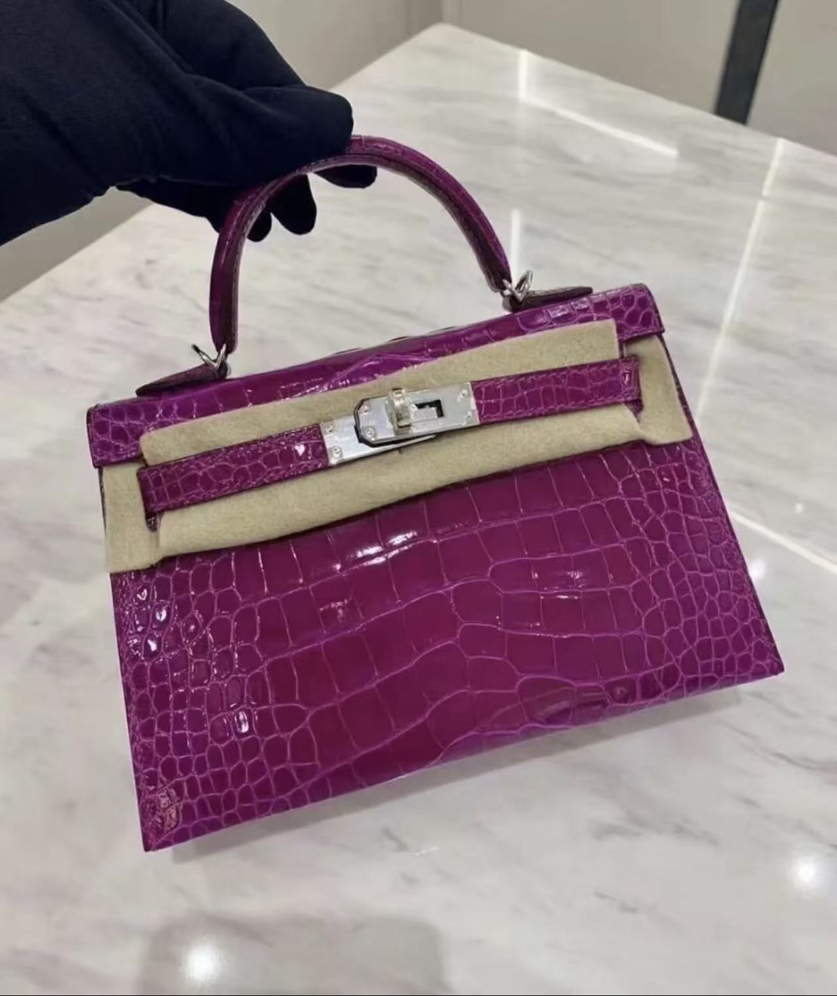 عنابي